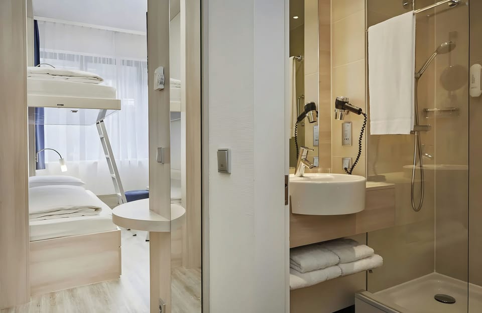 Leonardo Smart Hotel Berlin Alexanderplatz Hotel in Berlin