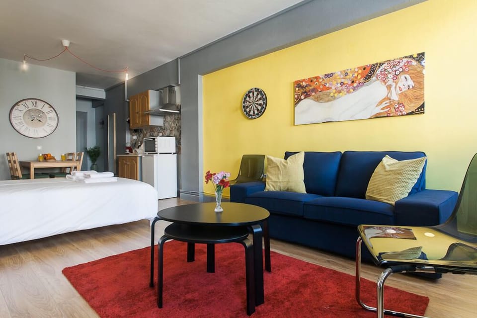 Athens Loft with Acropolis view | Living area | 28-inch Smart TV with digital channels, TV