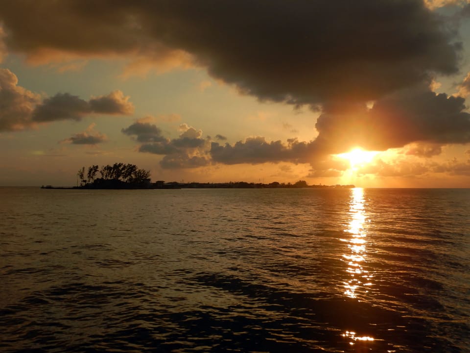 Oh yeah – Amazing sunsets!