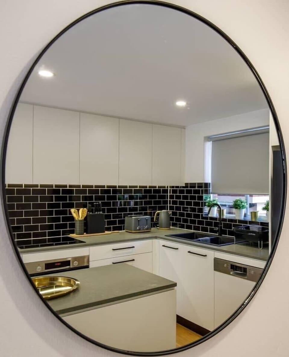 Well organised apartment home away from home
