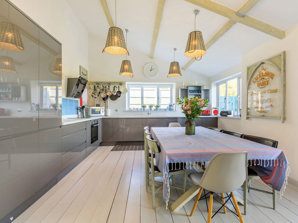 Kitchen/diner | The Cow Shed, Bishopswood, near Honiton