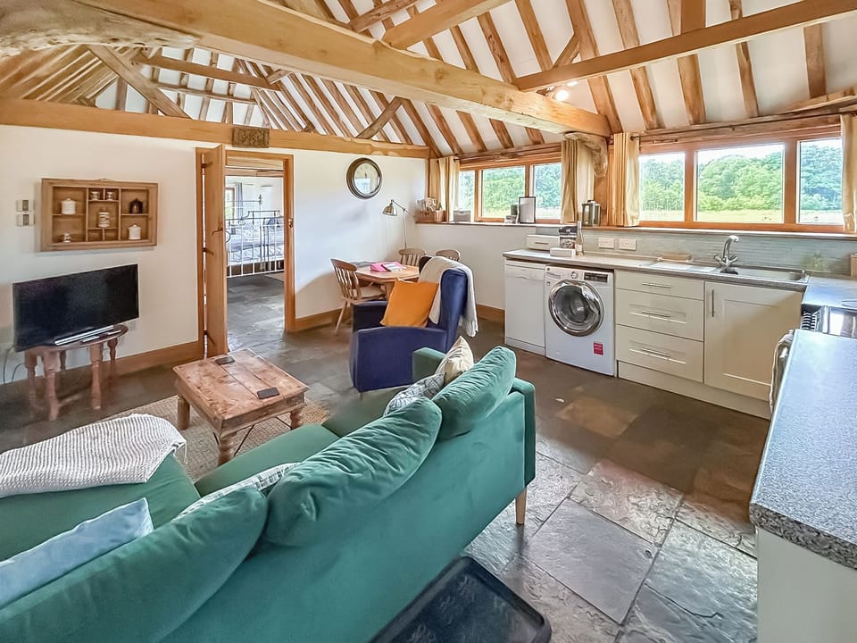 living space | Heron Barn - Penn Estate, Hollingbourne