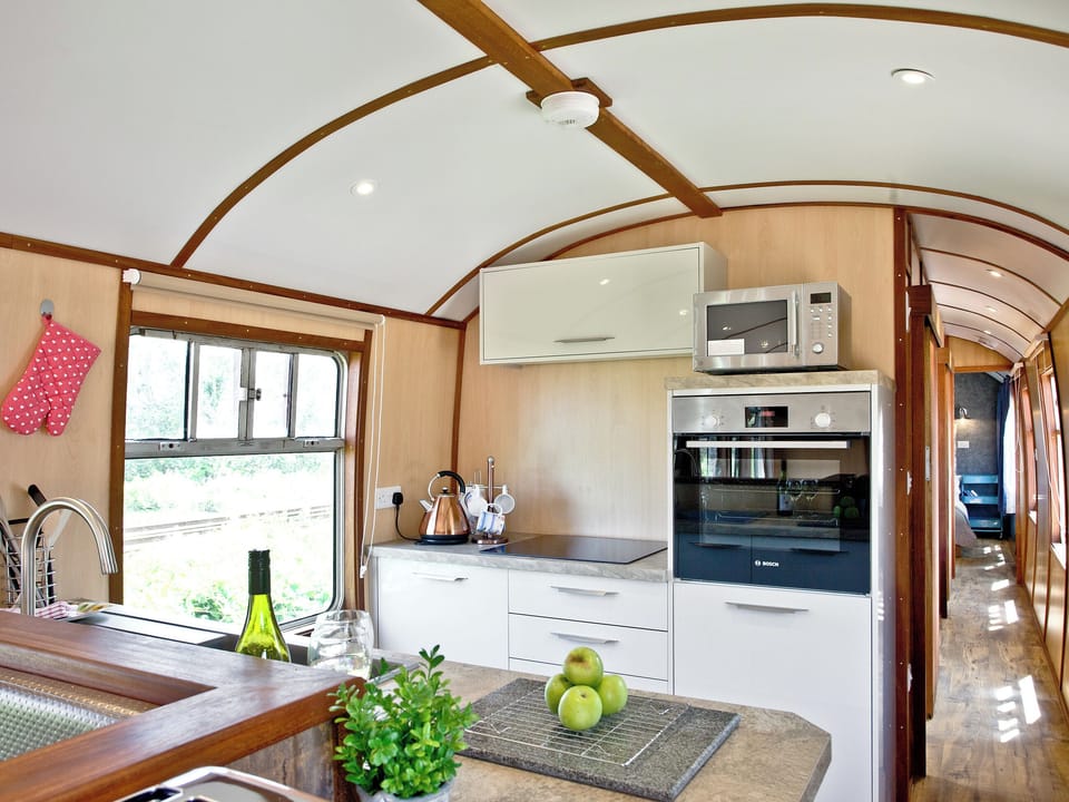 Well equipped kitchen are | Brunel Boutique Railway Carriage No 5 - Brunel Boutique Railway Carriages, Dawlish Warren