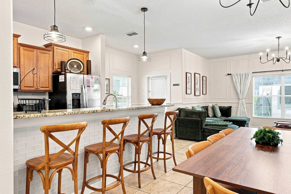 Kitchen with island seating