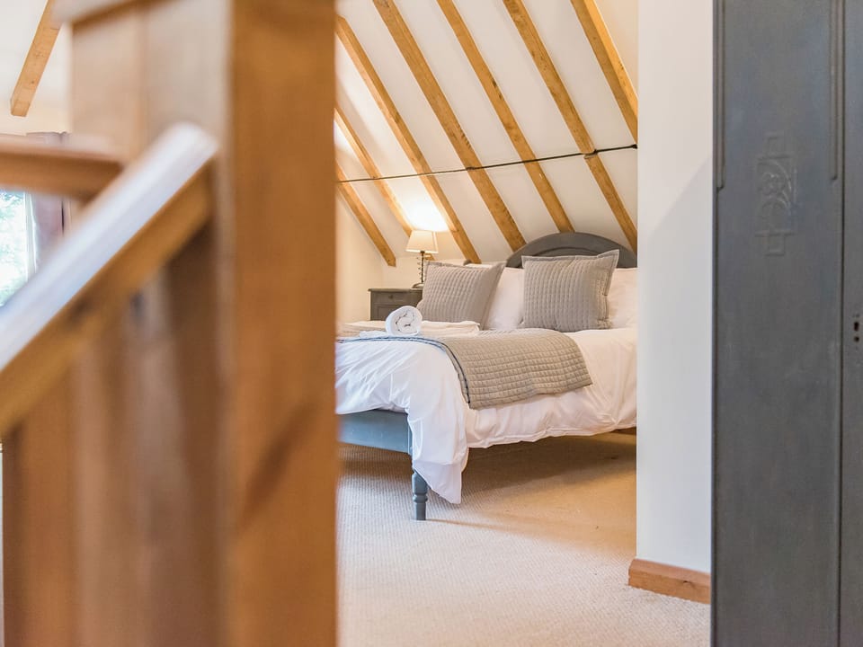 Double bedroom | Kingfisher Oast - Penn Estate, Hollingbourne