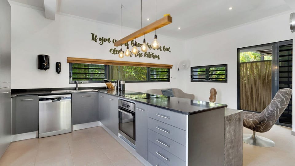 Superior Apartment, 2 Bedrooms | Private kitchen | Stovetop, dishwasher, espresso maker, coffee/tea maker