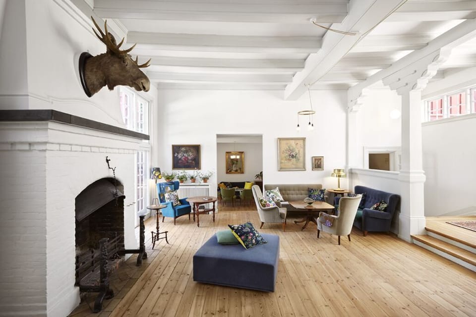 Lobby sitting area