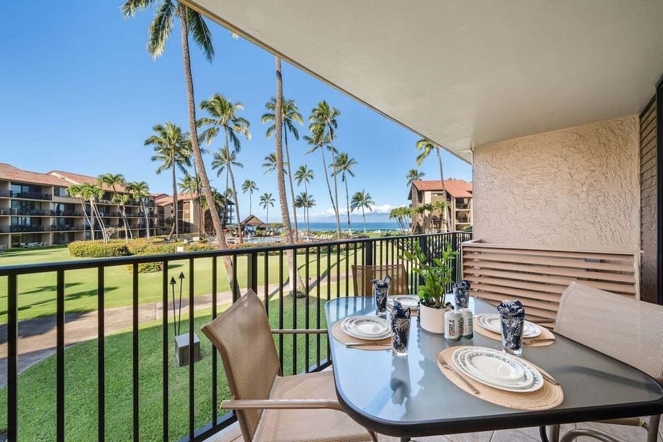 Wonderful views of Ocean and pool from your lanai
