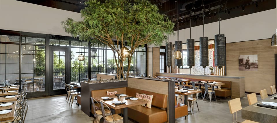 6 restaurants; breakfast, lunch, dinner, and brunch served