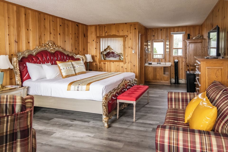 Deluxe Room | Select Comfort beds, iron/ironing board, free WiFi, bed sheets