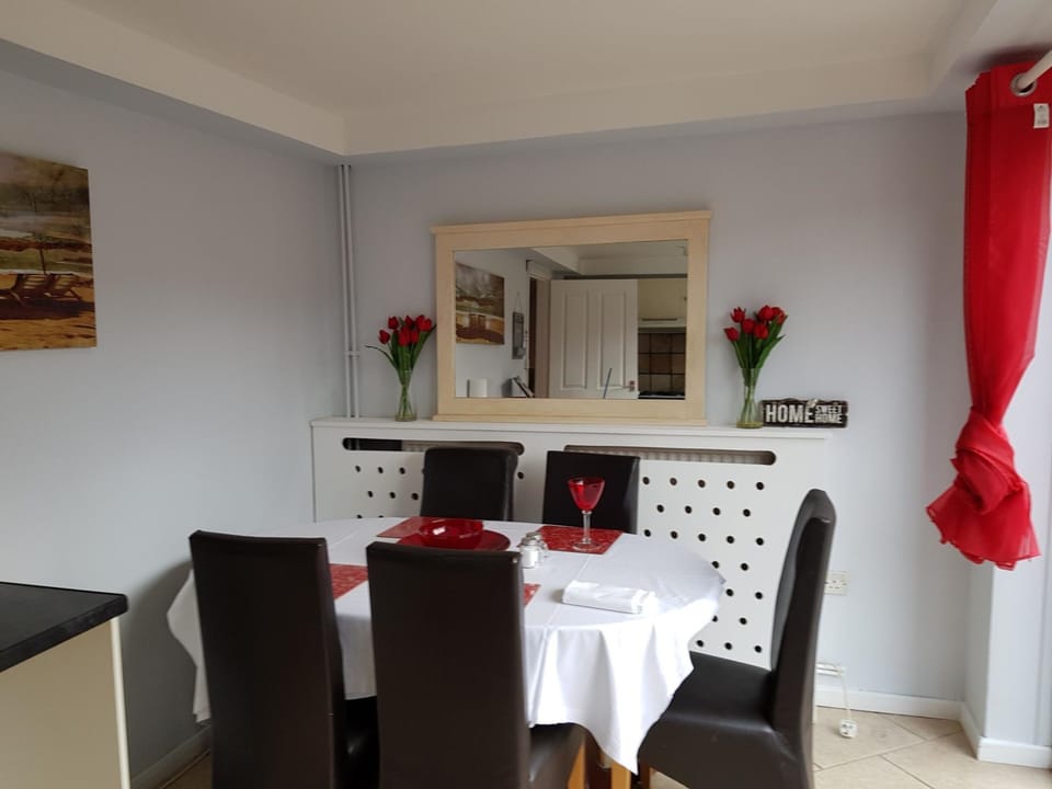 Standard House | Dining room