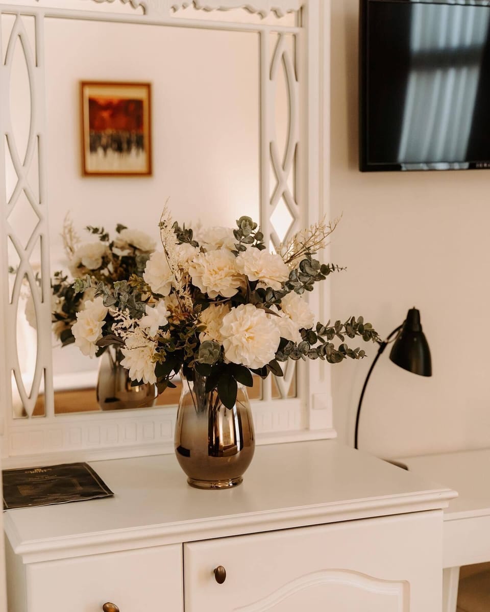 Double Room | Minibar, in-room safe, desk, soundproofing