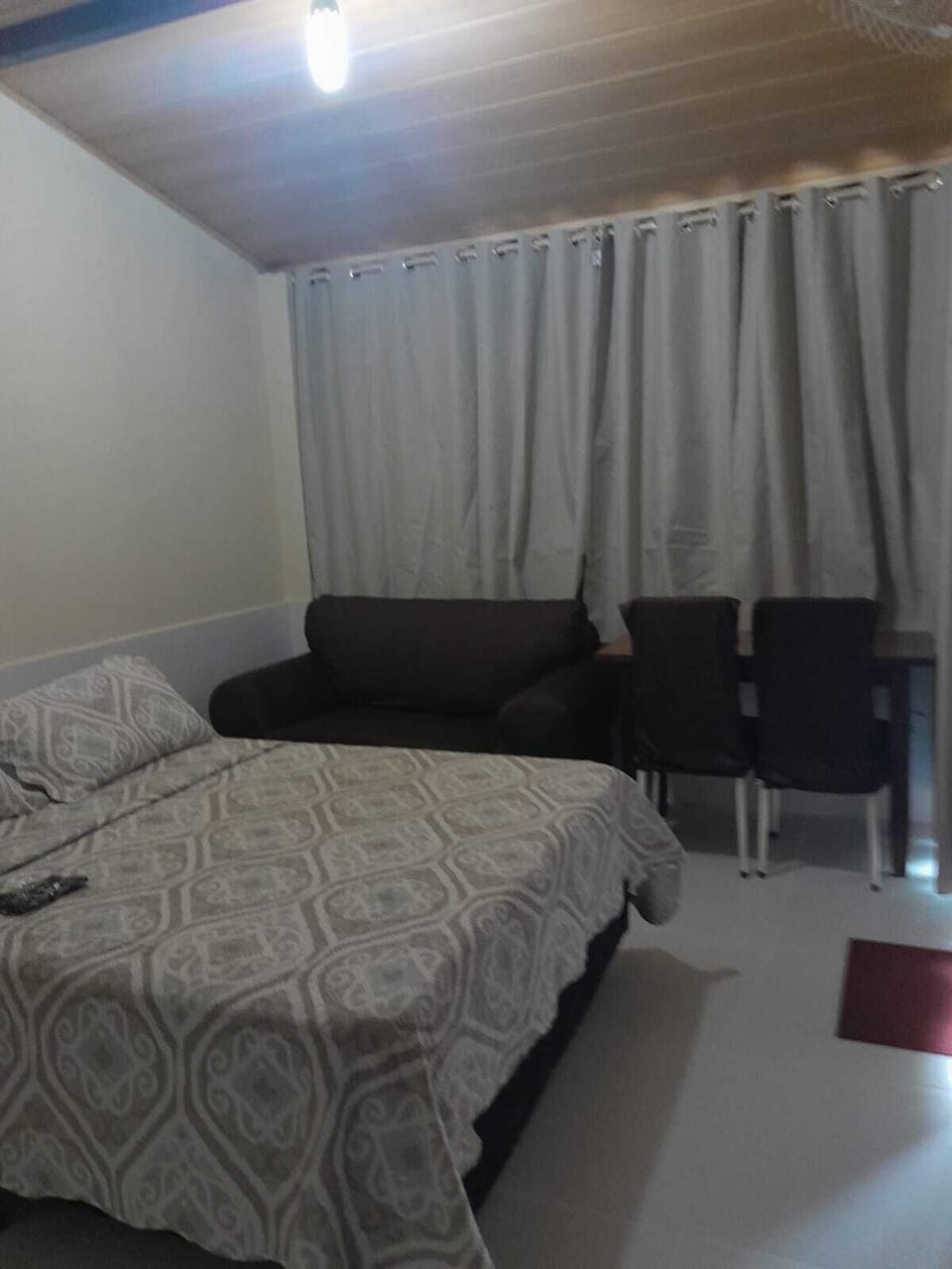 1 bedroom, WiFi (free), individually decorated, bed sheets
