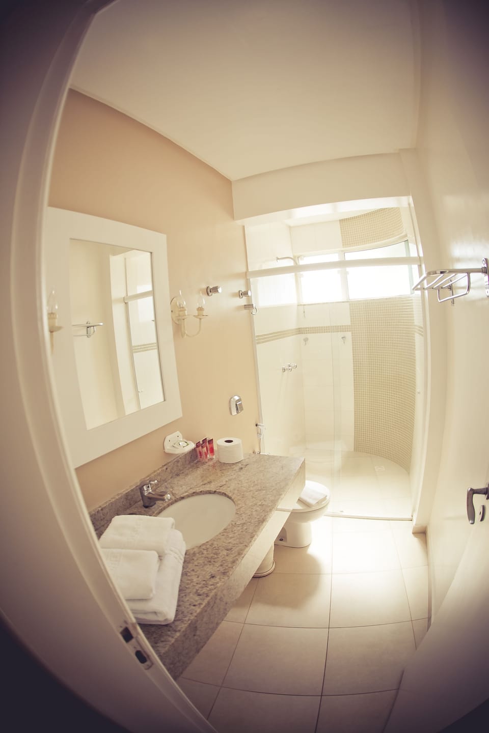 Standard Double or Twin Room | Bathroom sink