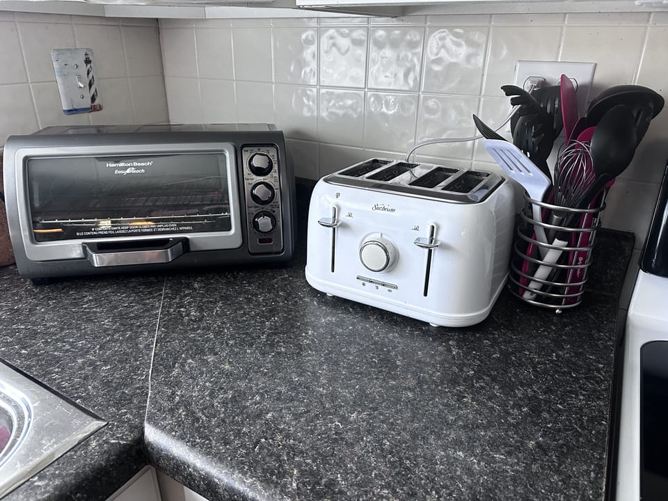Toaster, toaster oven and utensils for your cooking needs 