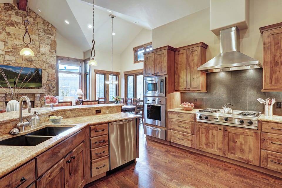 Kitchen - Lone Star Lodge - Breckenridge Vacation Rental
