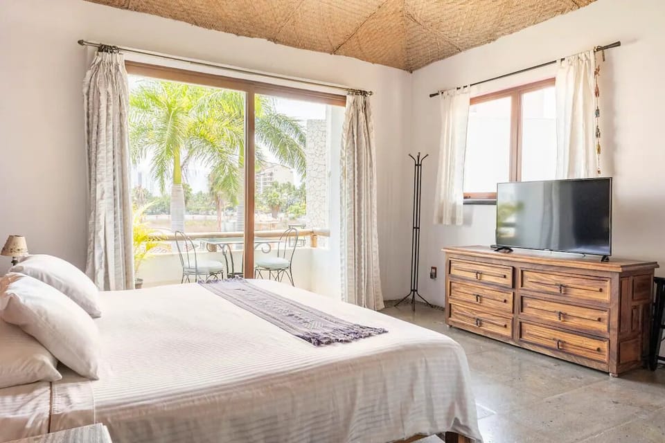 Superior Room | Individually decorated, individually furnished, blackout drapes