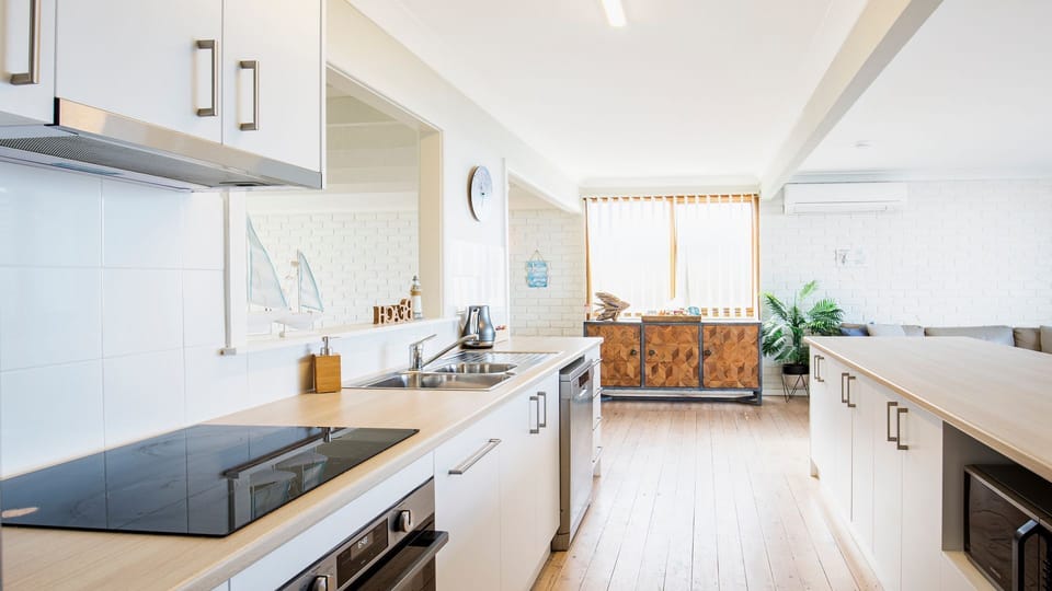 Fantastic chef's kitchen for preparing gourmet meals