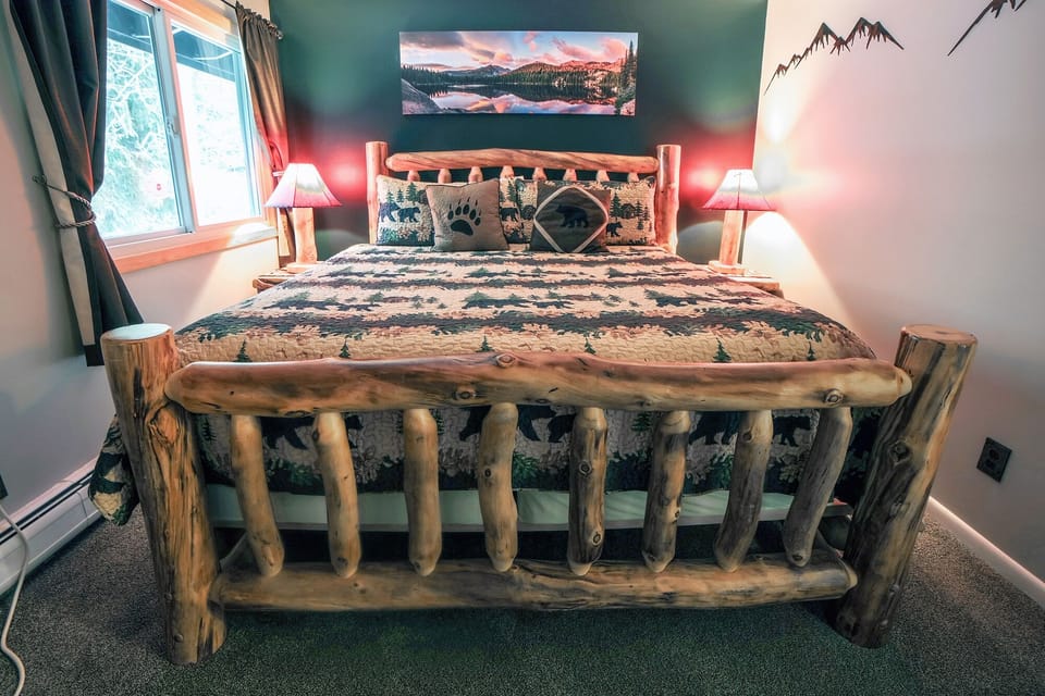 King Bed in Bedroom