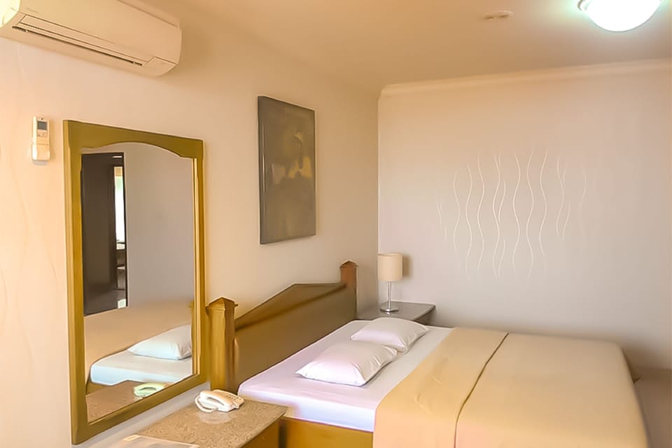 Standard Room | Desk, free WiFi, bed sheets