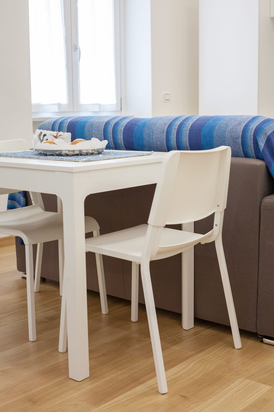 Comfort Studio | In-room dining