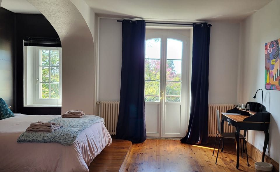 Room | Pillowtop beds, individually decorated, individually furnished, desk