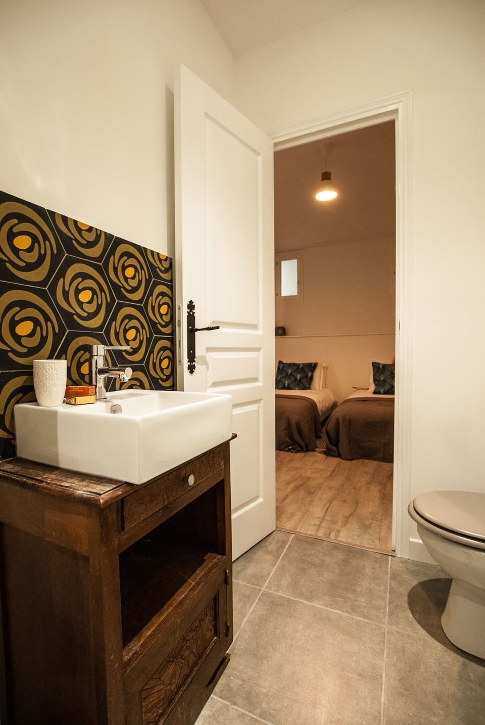 Twin Room | Bathroom | Free toiletries, hair dryer, towels, soap