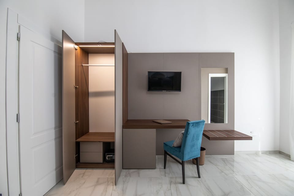 Double Room (Napoli) | Premium bedding, memory foam beds, minibar, in-room safe