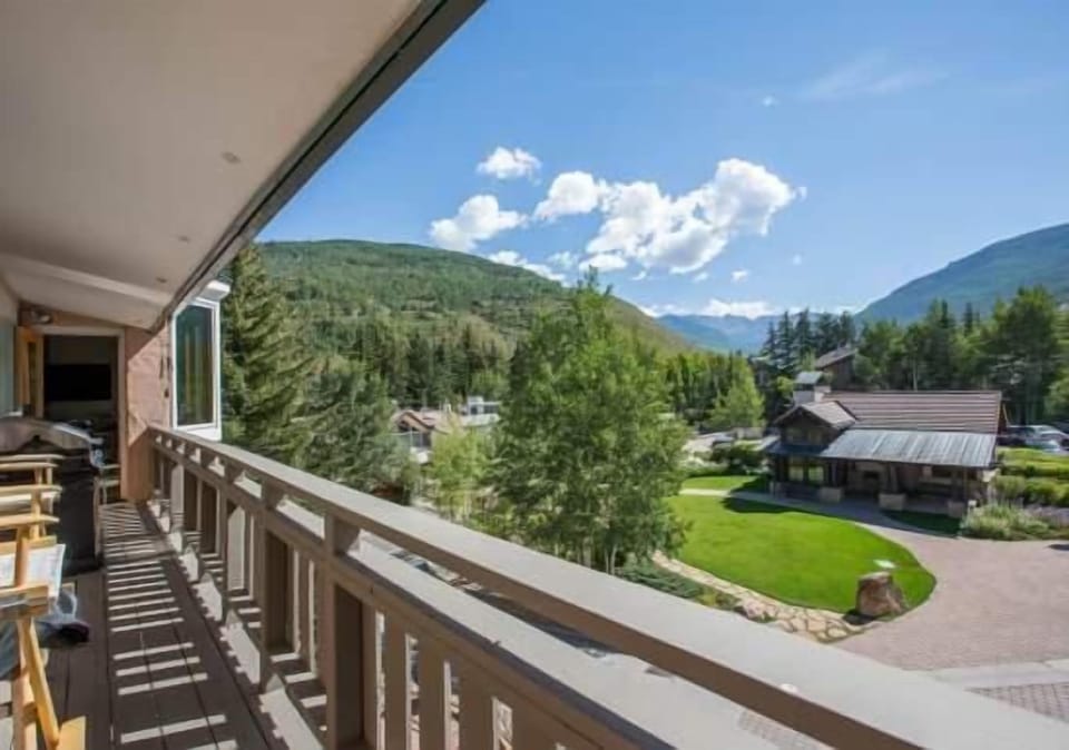Condo, 5 Bedrooms | Balcony