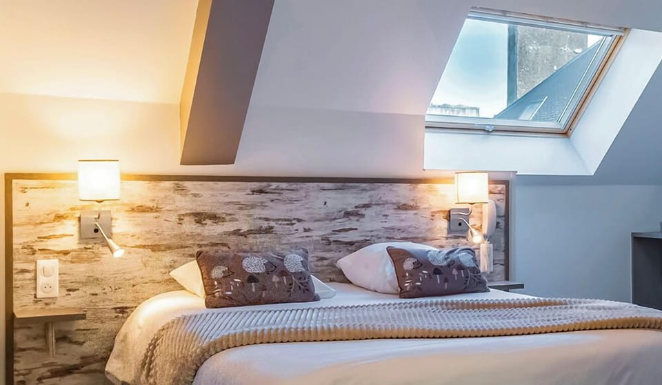 Double Room, Courtyard View | Premium bedding, desk, free WiFi, bed sheets