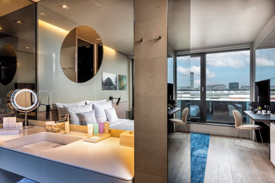 Premium Room | Bathroom | Free toiletries, hair dryer, slippers, towels