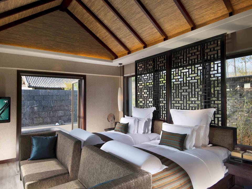 Superior Villa, 2 Bedrooms | 1 bedroom, premium bedding, down comforters, minibar