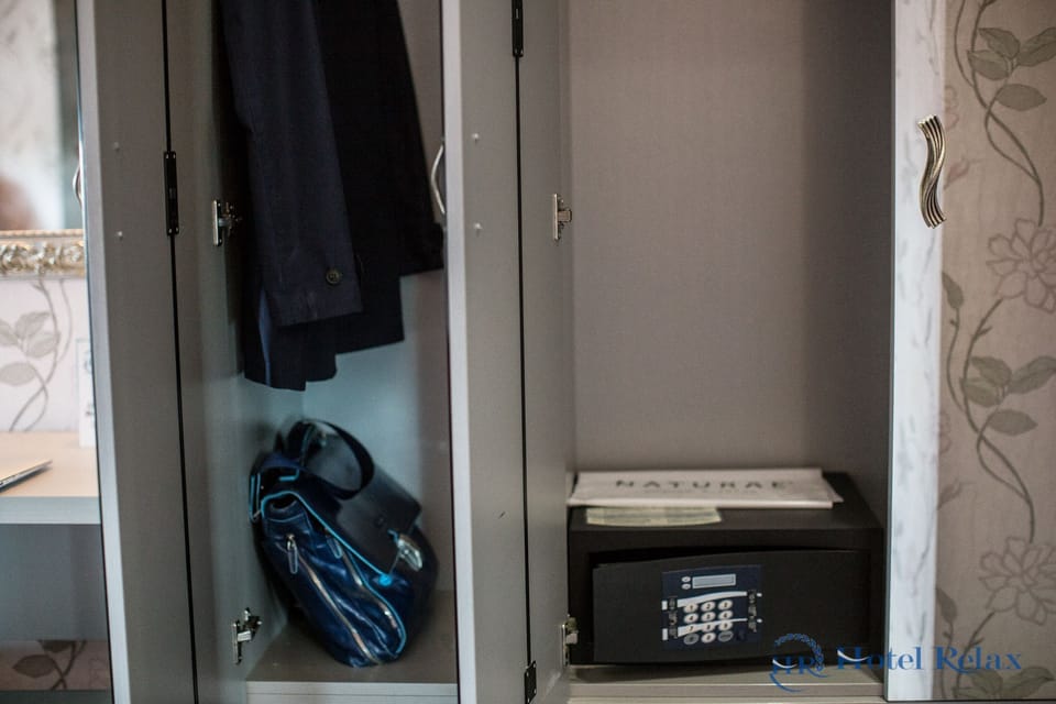 Double Room Single Use | Safe