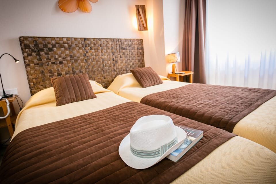 Twin Room | Free WiFi, bed sheets