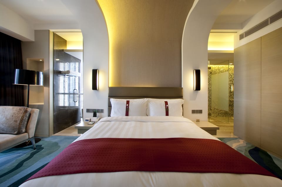 Minibar, in-room safe, desk, soundproofing