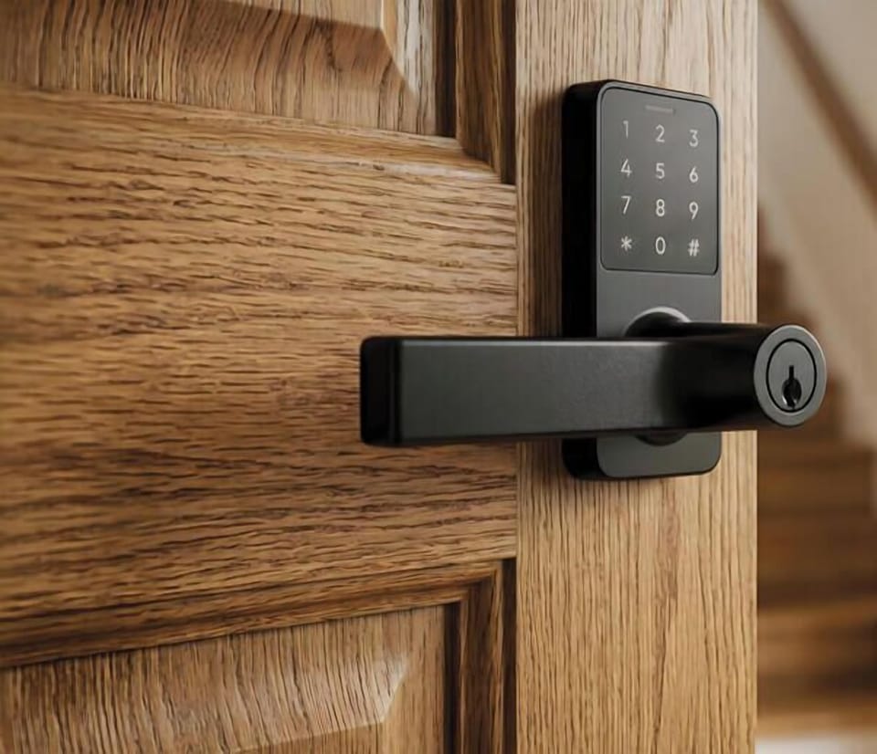 Keyless entry with digital code access provides secure, hassle-free check-in so you can settle in and start your getaway the moment you arrive.