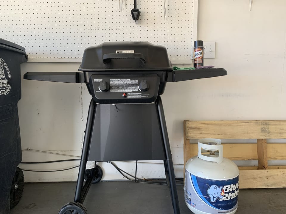 BBQ Grill/Propane- Cooking Utensils 