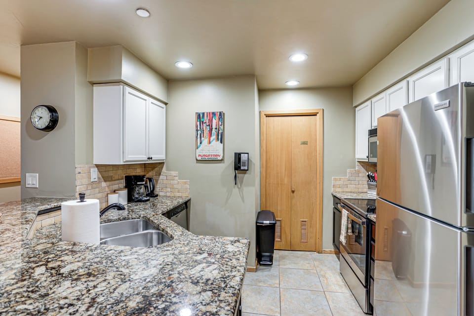 Kitchen | Drip Coffee Maker | Toaster