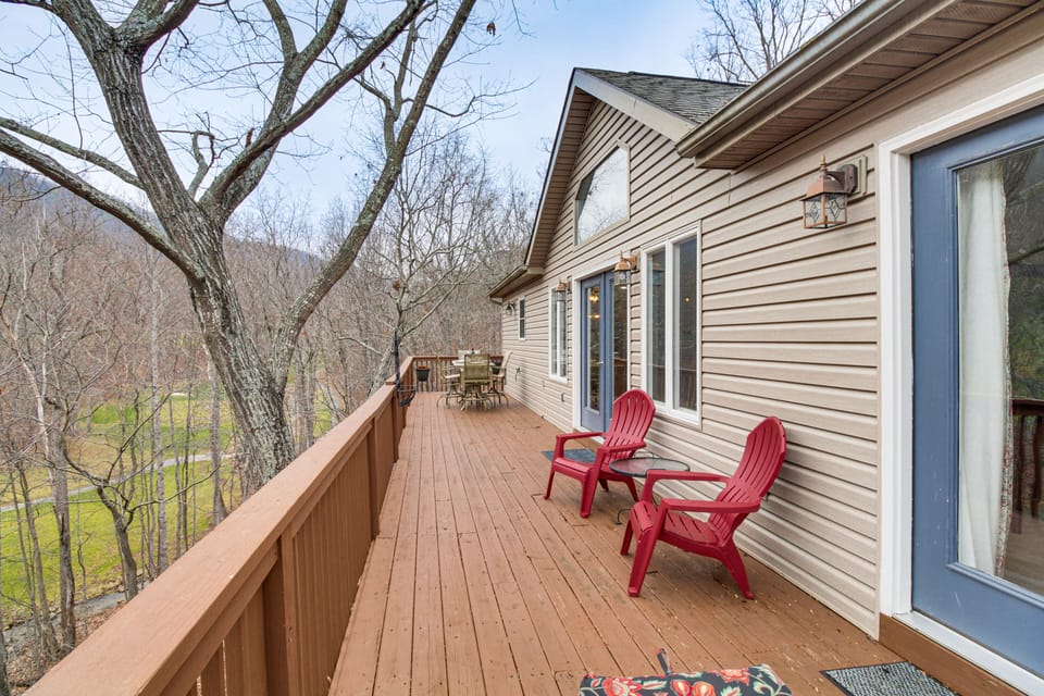 Furnished Deck | Outdoor Dining | Wooded Lot