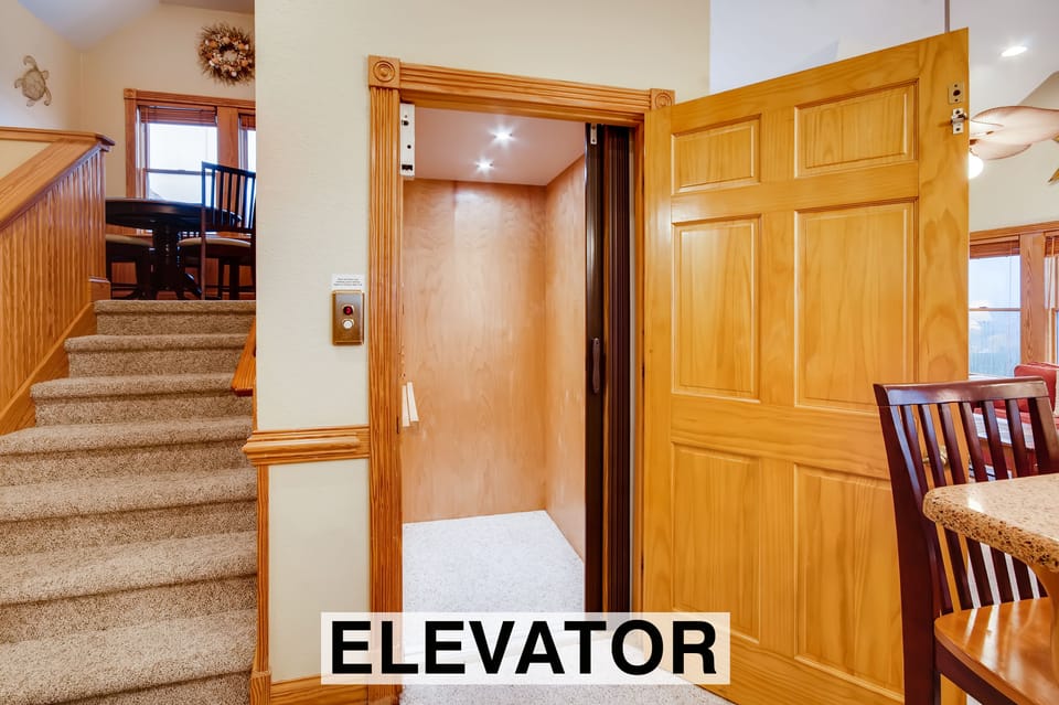 Surf-or-Sound-Realty-Shore-Sounds-Good-906-Elevator