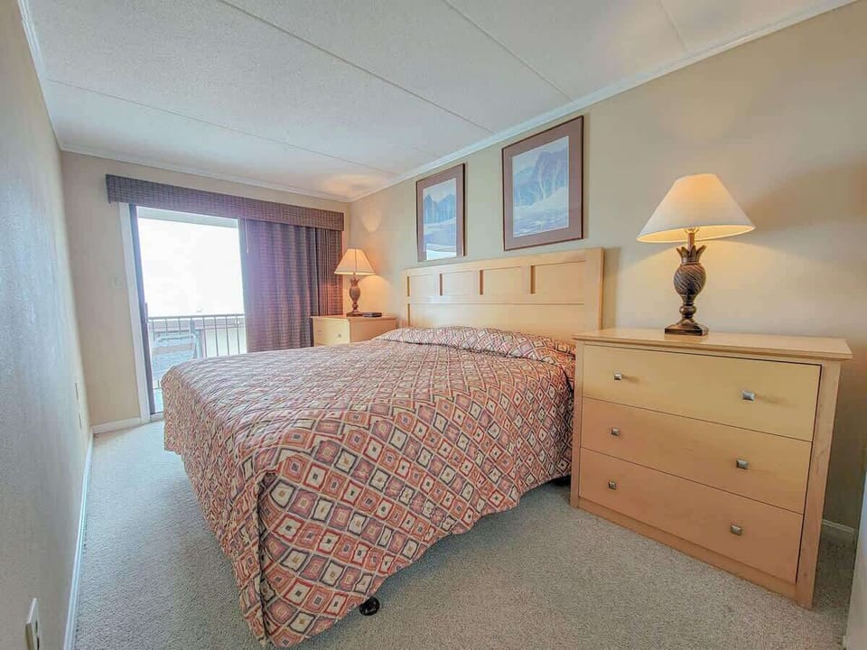 Main King Bedroom