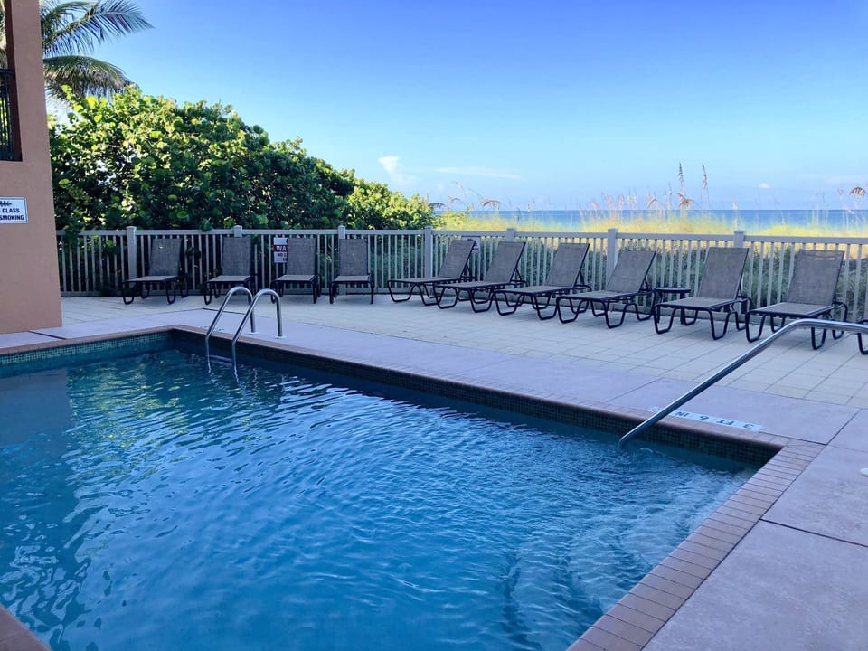 Beach side Pool, Lots of room to lounge by the pool