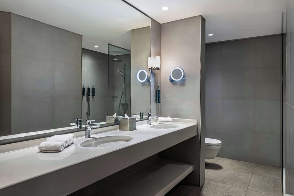 Free toiletries, hair dryer, bathrobes, bidet