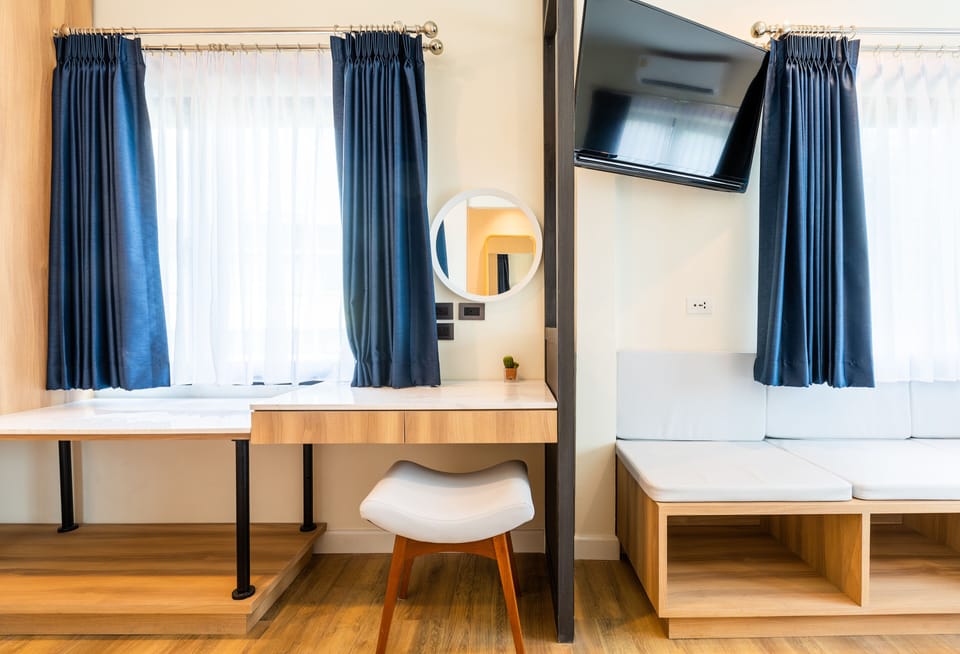 In-room safe, individually decorated, individually furnished, desk