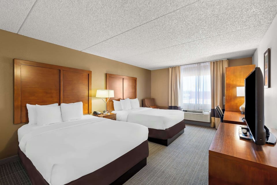 Standard Room, 2 Queen Beds, Non Smoking | Desk, blackout drapes, iron/ironing board, rollaway beds (surcharge)