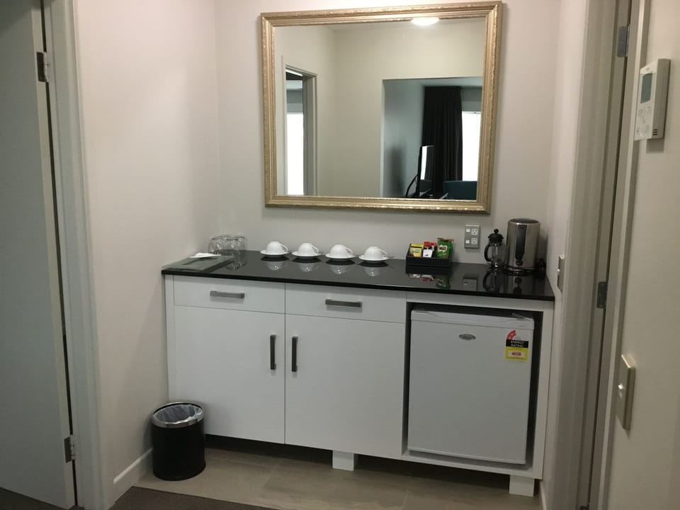Two-Bedroom Apartment with City View | Private kitchenette | Fridge, coffee/tea maker, paper towels