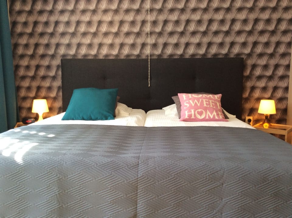 Double Room | Down comforters, minibar, individually decorated, desk