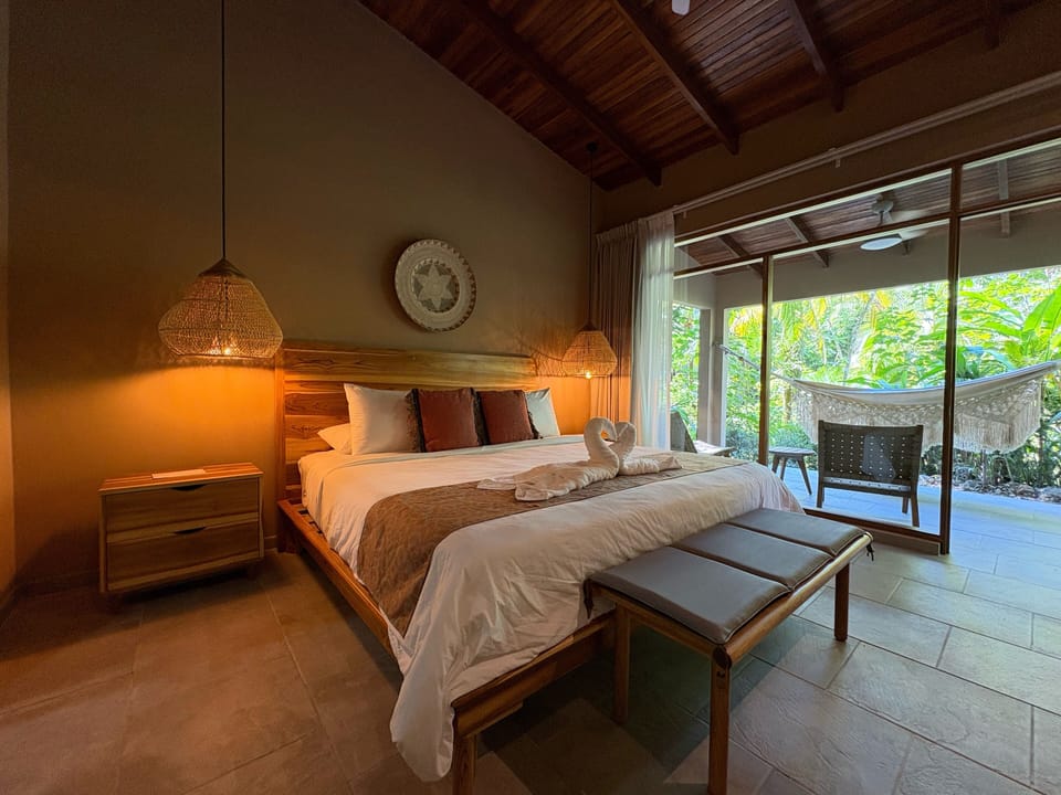 Standard Room (Casita) | Premium bedding, minibar, in-room safe, desk