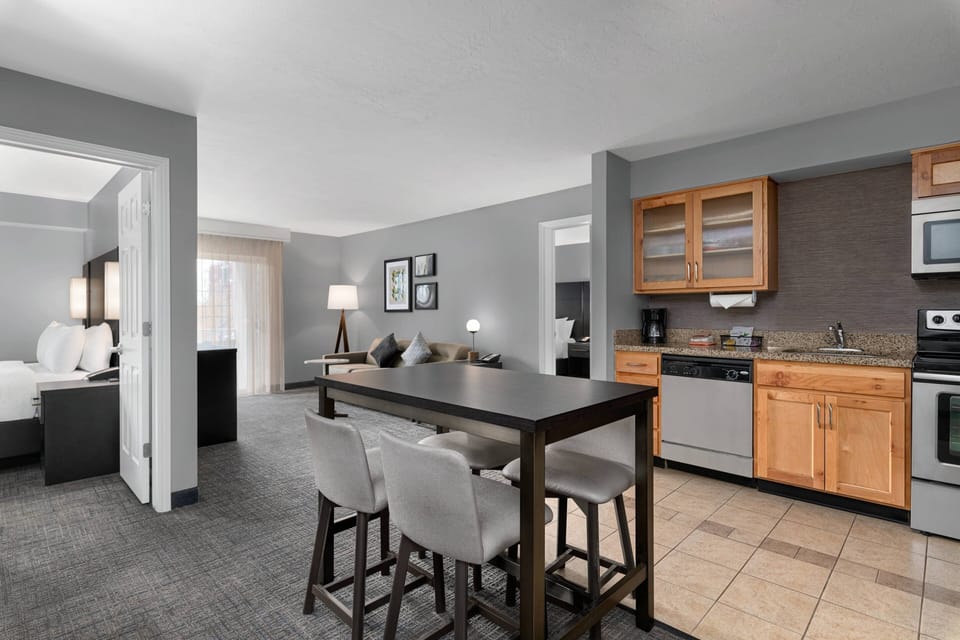 In-room safe, desk, laptop workspace, blackout drapes