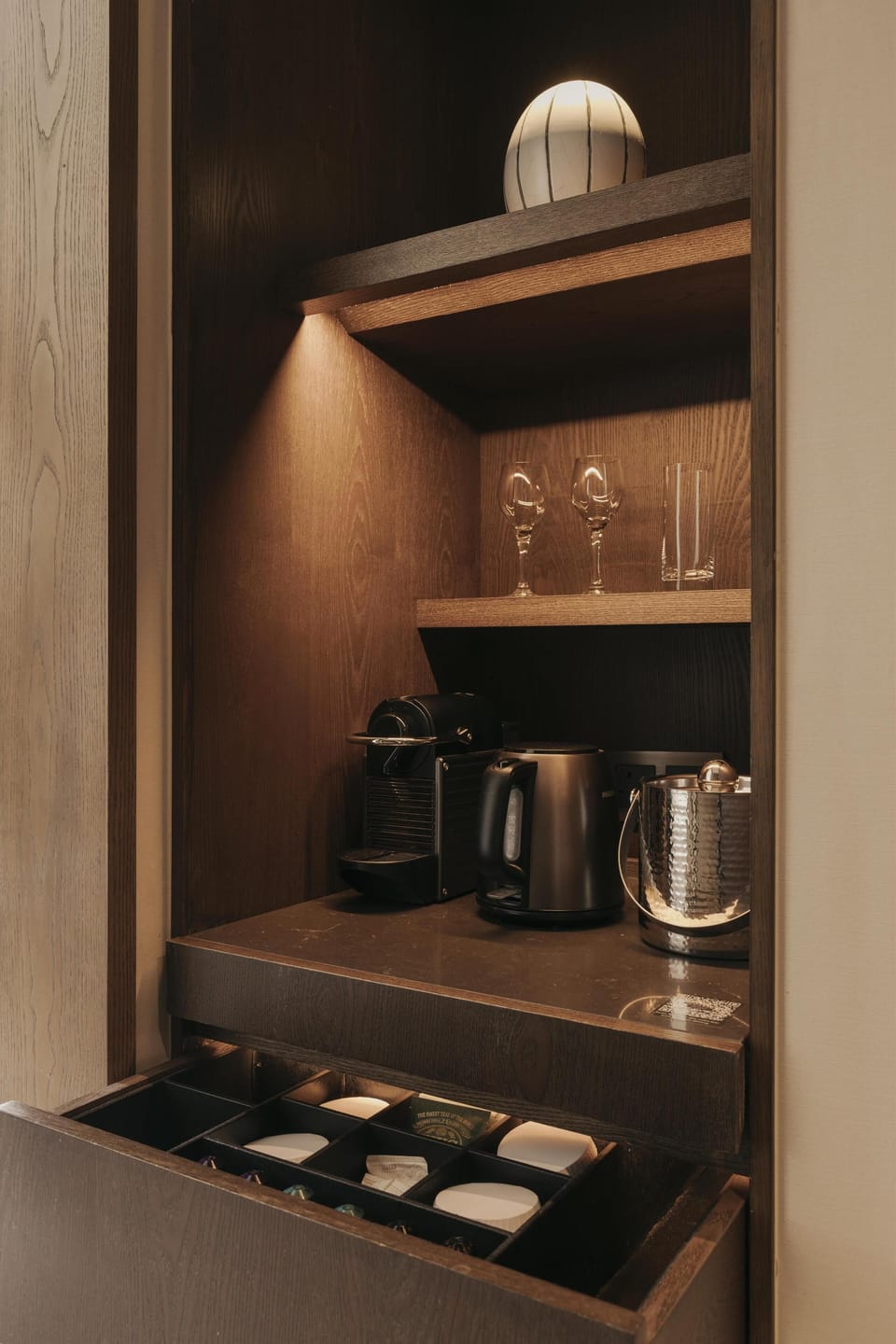 Premium bedding, down comforters, minibar, in-room safe